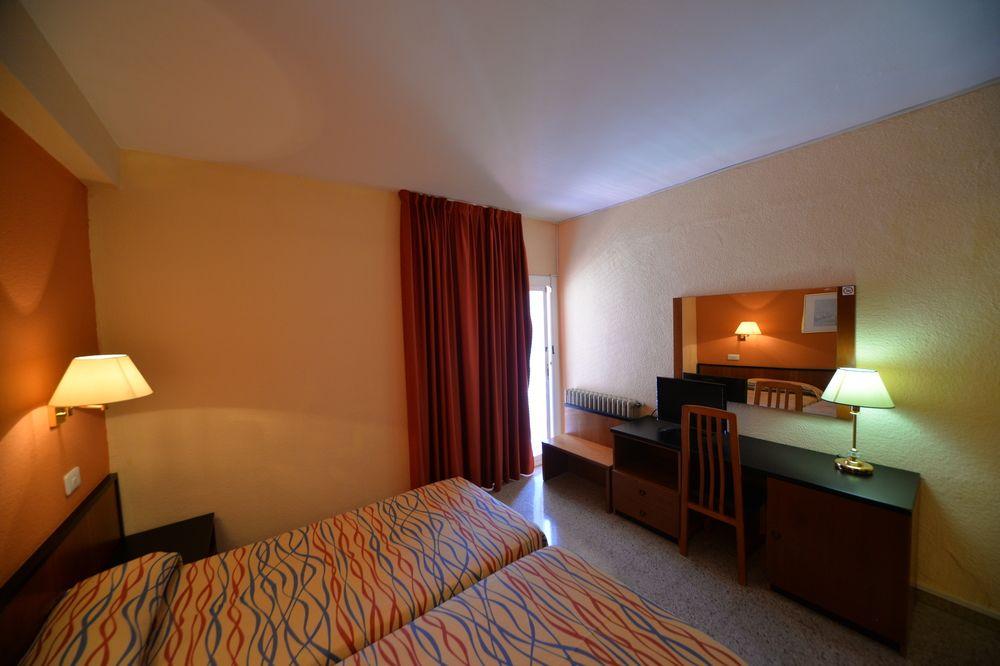 Bluesea Copacabana Lloret de Mar Exterior photo